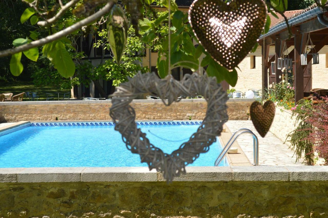 Hotel Le Relais Du Touron Carsac-Aillac Екстериор снимка